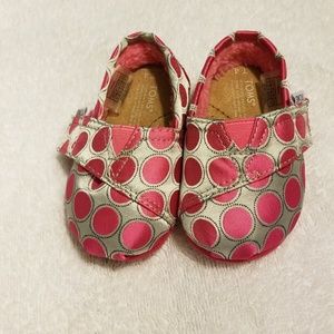 Pink and Silver Toms